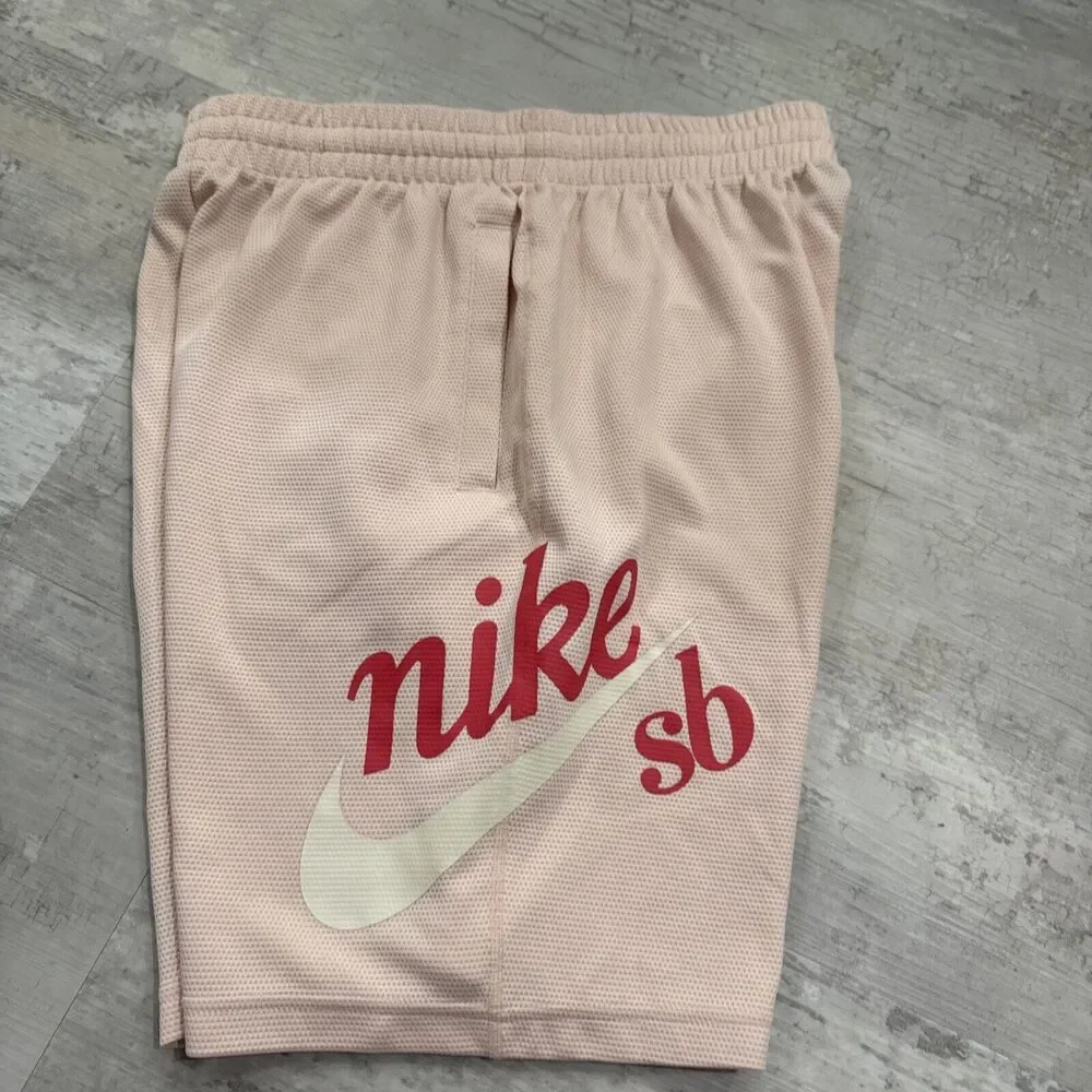 Vintage Nike Sb Shorts Mens Small Pink Sunday Skate Athletic Drifit Training - Picture 1 of 5